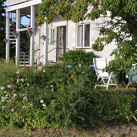 Wingarden B & B Säffle Екстериор снимка